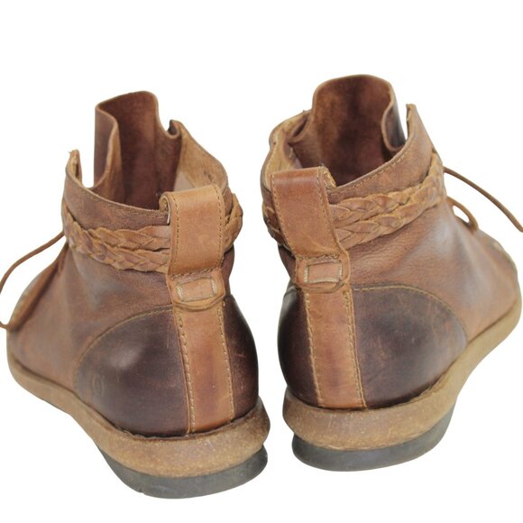 Born Temple Distressed Burnished Dark Brown Lace Up Ankle Boot Size 9 - Picture 9 of 10